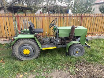 Predám domáci traktor – motor Škoda 1202 - 5