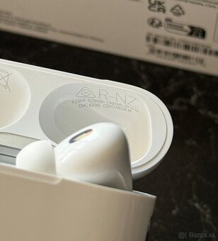 Apple Airpods Pro 2 USB-C nové - 5