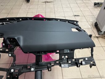 Palubná doska Kia Sportage NQ5 - 5