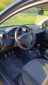 Ford Fiesta - 5