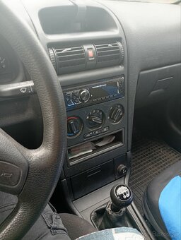 Predám Opel Astra 1.4 / 16v combi - 5