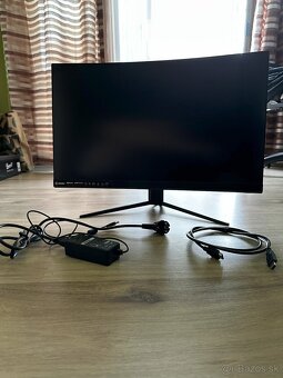 Predám Herný Monitor 27" MSI Optix g27c4 - 5