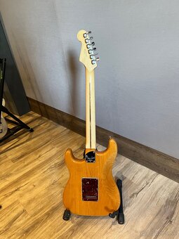 Fender American Deluxe Strat - 5