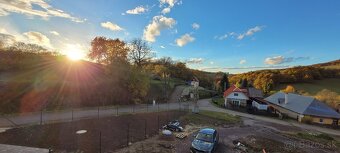 Moderná rekreačná novostavba vo vidieckom štýle - 5