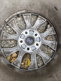 Zimné pneu 235/45 R18 - 5