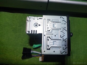 Predam radio SONY XAV-AX1000,1005 - 5