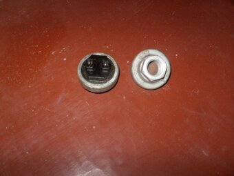 Náhradné  diely - 5