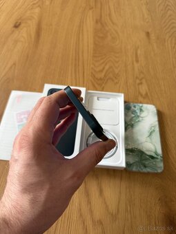 iPhone 13 128 gb Midnight - komplet príslušenstvo, zaruka - 5