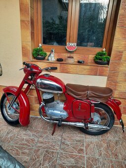 Jawa 90 cross,Jawa 250 perák FJ,Jawa 175/356,Jawa 555 deluxe - 5