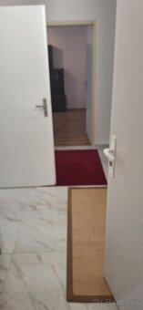 Na prenájom 2izbový byt v KN - 5