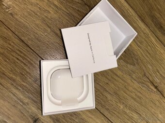 Predám AirPods 4 - 5