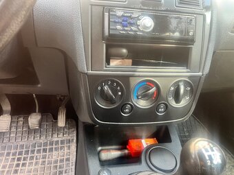 Ford fiesta - 5