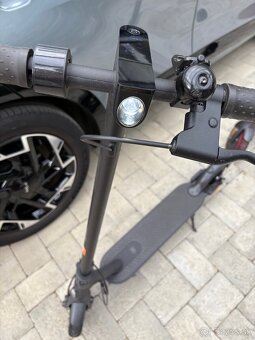 Xiaomi Mi Electric Scooter Pro 2 - 5