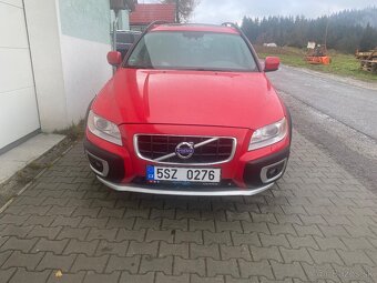 Volvo xc70 151 kW manuál 4x4 - 5