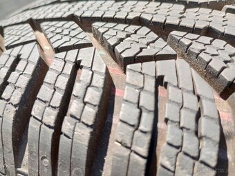 Predam 4ks pneu 175/70/r14 zimne na diskoh 5x100 ET 35 - 5