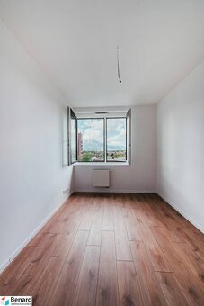 NA PREDAJ POSLEDNÉ TRI 3.IZBOVÉ BYTY TYP 5, KARPATSKÁ POPRAD - 5