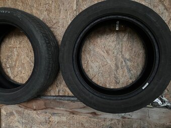Predám letné penumatiky 215/55 r17 - 5
