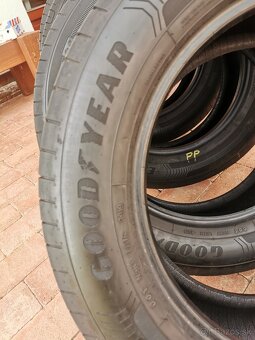 Letne pneu GOODYEAR EFFICIENT GRIP 215/60 R17 96 H - 5