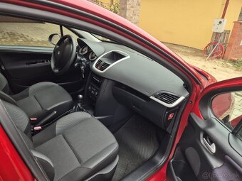 Peugeot 207 1.4 benzín - 5