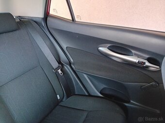 Toyota Auris Touring Sports Hatchback 97kw Manuál - 5
