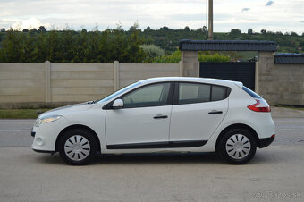 Renault Megane 1.6 16V benzín r.v.2009 iba 149tis.km - 5