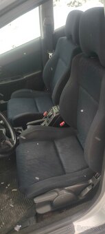 SUBARU IMPREZA 2.0i WAGON - 5