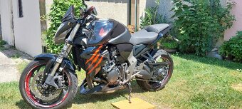 Honda CB1000R - 5