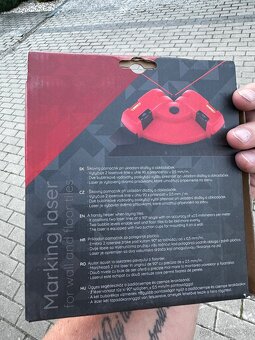 Laserový merač na podlahu a obklady 8 metrov červený - 5