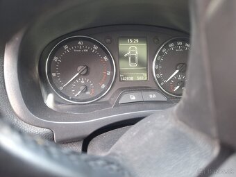 ŠKODA ROOMSTER 1,2 TSI 4 VALEC 142000 KM KLÍMA ŤAŽNÉ - 5