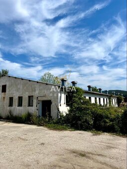 Predaj | Hospodárske budovy v areáli družstva | Hrádok - 5