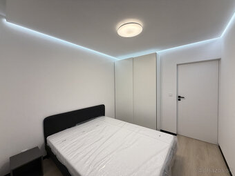 2 - izbový byt v úplnom centre - 5