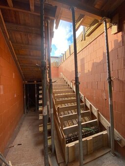 HĽADÁME TESÁROV - 5