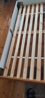 Predám peknú a pevnú postieľku 160/200 - 5