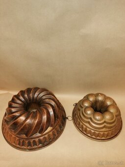 Staré bábovkové formy. - 5