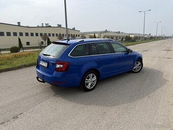 Škoda Octavia Style Combi 2.0 Tdi DSG - 5