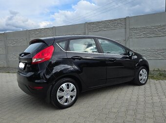 Ford Fiesta 1.25 Benzín 16v .60kw rok výroby 2010. - 5