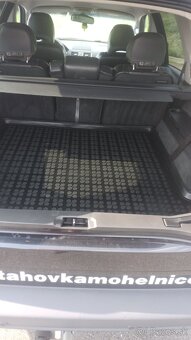 Volvo XC90 D5 120 kW. Automat. 7 míst. - 5