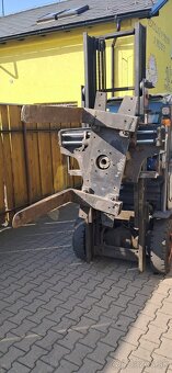 vysokozdvižný vozík TOYOTY FDF 20, nosnost 2000 kg - 5