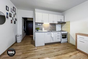 SRG | Priestranný byt s 2 balkónmi a špajzou | Nábrežná - 5
