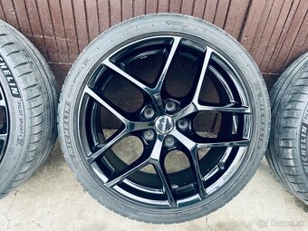 Disky Borbet Y R18 - 5