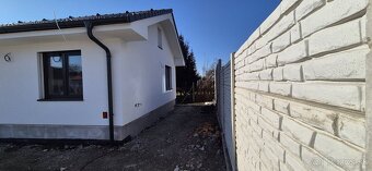 REZERVOVANÉ PREDAJ: Moderný 3-izbový rodinný dom v obci - 5