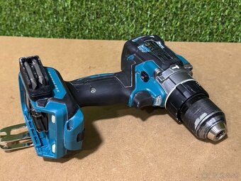 Makita HP001G Aku bezuhlíkový príklepový skrutkovač - 5