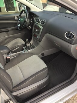 Ford Focus 1.6 16V Duratec Titanium 2 990 € - 5
