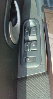 Renault Clio 1.6 Dynamique Plus A/T - 5