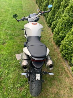 Triumph street triple 675 - 5