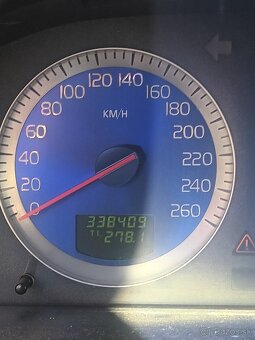 Volvo XC 90 7miestne - 5