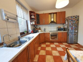 Komfortný dvojpodlažný rodinný dom - 5