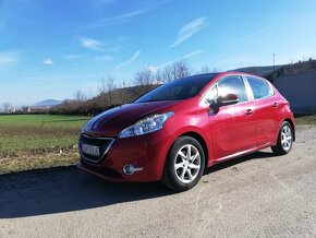 Peugeot 208 1.2 benzín - 5