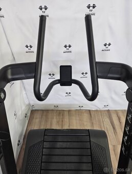 Bežecký pás Technogym Skillmill - 5