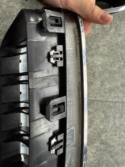 PREDNÁ MASKA BMW m6 - 5